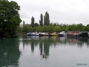 The pontoon moorings with electricity and one central fairly inaccessible water point (at the moment),